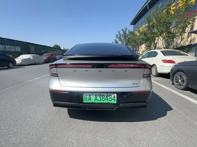 Xpeng P7+ — Фото автомобиля 9