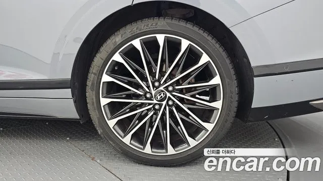Hyundai Grandeur — Фото автомобиля 13