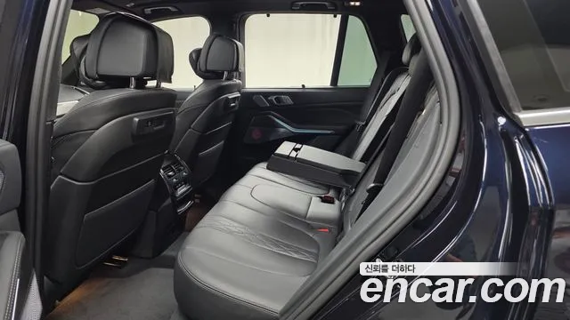 BMW X5 xDrive 40i M Sport — Фото автомобиля 25