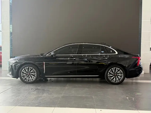 Hongqi H5 — Фото автомобиля 13