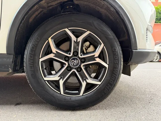 BYD Yuan Pro — Фото автомобиля 22