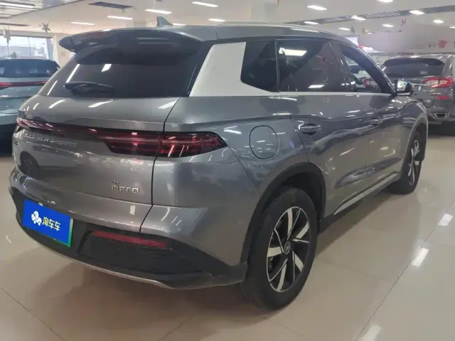 BYD Song Pro — Фото автомобиля 3