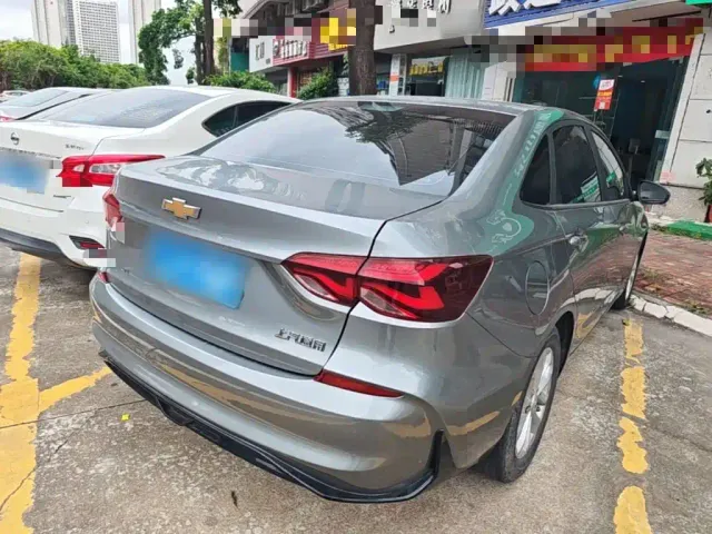Chevrolet Monza — Фото автомобиля 6