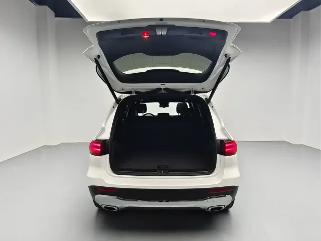 Mercedes-Benz GLB-Class — Фото автомобиля 8