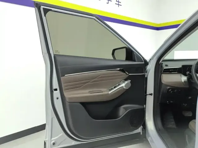 GAC Trumpchi Trumpchi GS4 2024 MAX 1.5T Flagship Edition — Фото автомобиля 7