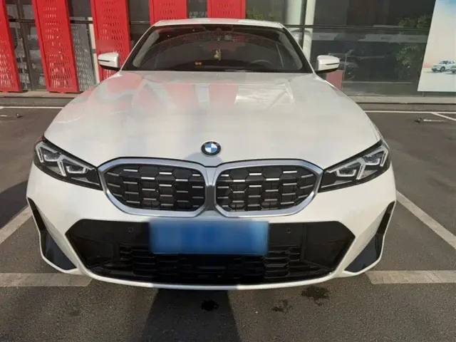 BMW 3 Series — Фото автомобиля 2