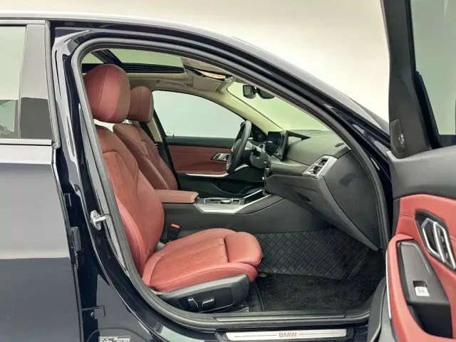 BMW i3 — Фото автомобиля 23