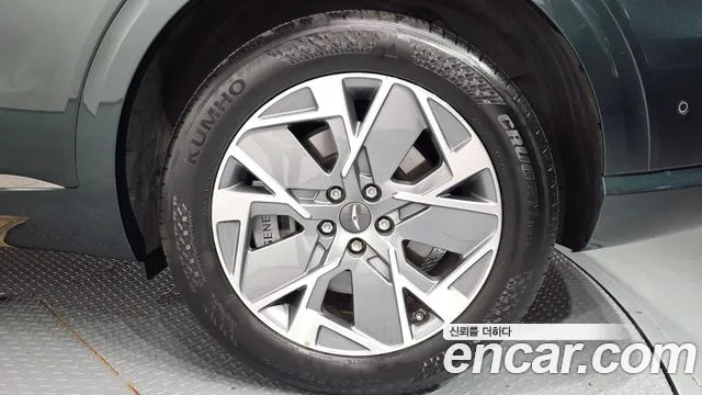 Genesis GV70 Electrified GV70 — Фото автомобиля 21