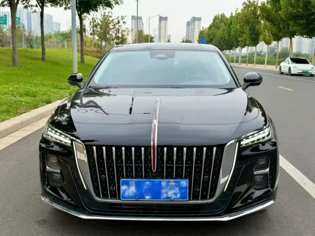 Hongqi H5 — Фото автомобиля 2