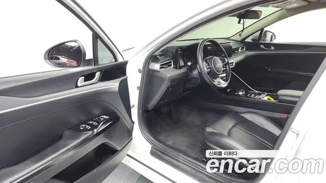 Kia K5 K5 3 поколение 2.0 LPI(Для проката) — Фото автомобиля 10
