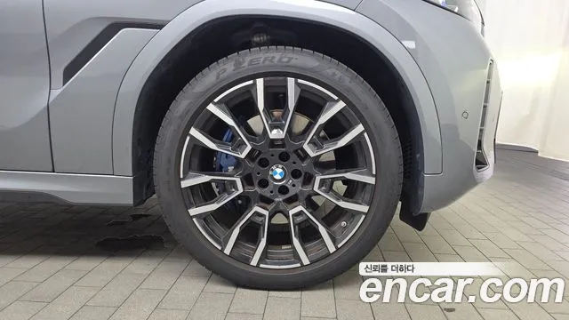 BMW X6 xDrive40i M Sport — Фото автомобиля 20
