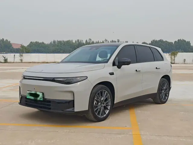 Leapmotor C10 — Фото автомобиля 2