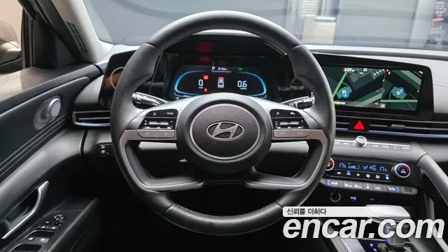 Hyundai Avante CN7 — Фото автомобиля 12
