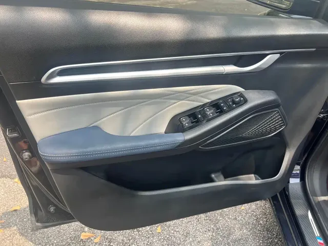 Geely Emgrand — Фото автомобиля 10
