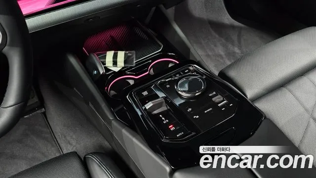 BMW 5-Series — Фото автомобиля 9