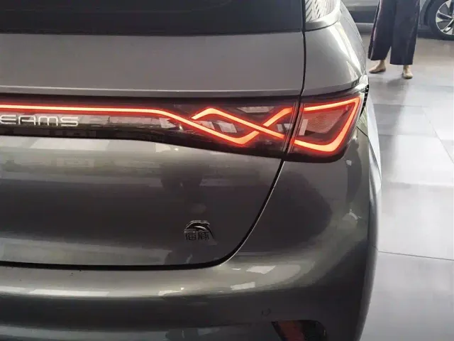 BYD Dolphin — Фото автомобиля 7