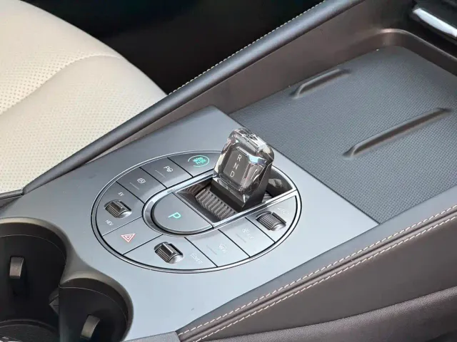 BYD Seal 06 — Фото автомобиля 13