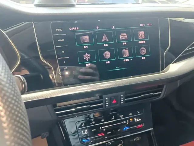 Volkswagen Passat — Фото автомобиля 12