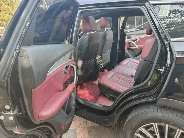 Jetour X70 Plus — Фото автомобиля 10
