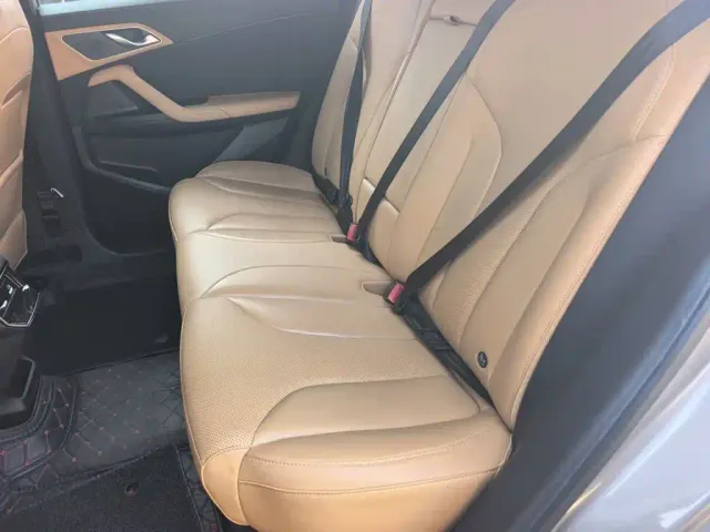 Roewe RX5 — Фото автомобиля 13