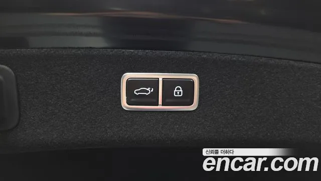 Genesis G80 Бензин 2.5 турбо AWD — Фото автомобиля 29