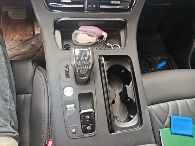 GAC Trumpchi M8 — Фото автомобиля 10