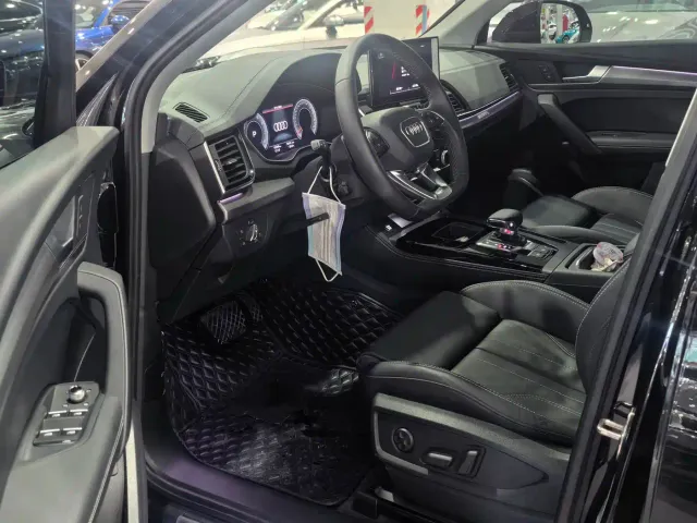 Audi Q5L — Фото автомобиля 6