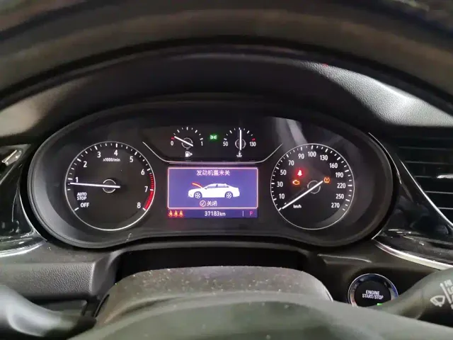 Buick Regal — Фото автомобиля 14