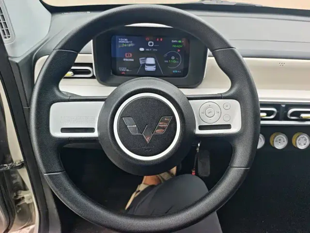 Wuling Hongguang Mini EV — Фото автомобиля 15