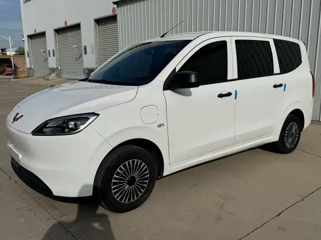 Фотография автомобиля — Wuling Hongguang
