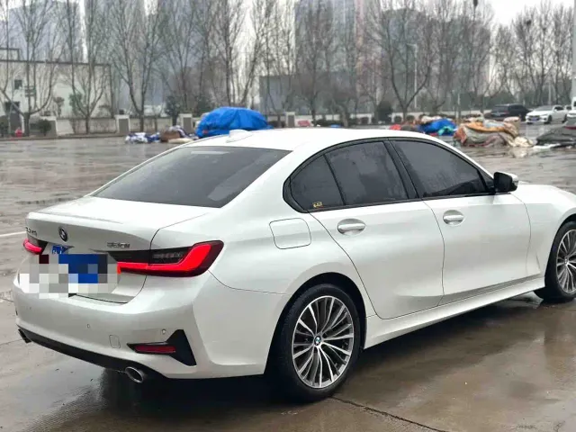 BMW 3 Series — Фото автомобиля 6