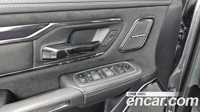 Dodge Ram Pick Up — Фото автомобиля 24