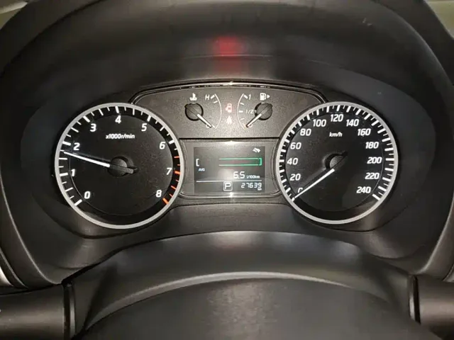 Nissan Sylphy — Фото автомобиля 11