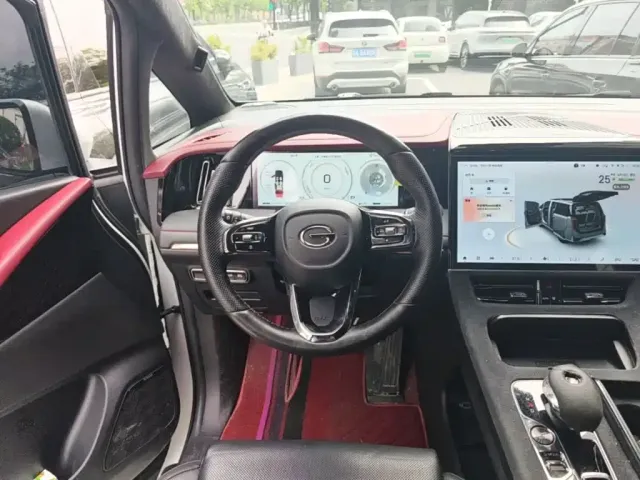 GAC Trumpchi M8 — Фото автомобиля 10