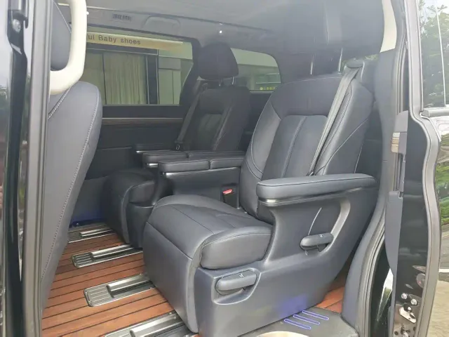 GAC Trumpchi M8 — Фото автомобиля 10