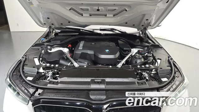 BMW 5 Series G60 — Фото автомобиля 9