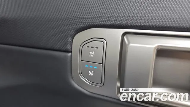Kia EV4 — Фото автомобиля 24