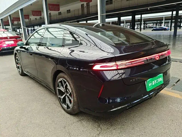 Changan Qiyuan A06 — Фото автомобиля 4