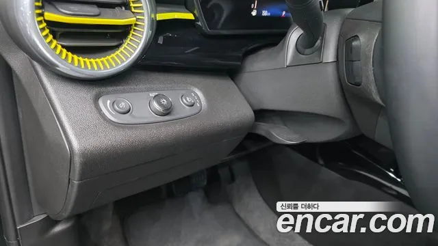 ChevroletGMDaewoo Trax Trax Кроссовер — Фото автомобиля 12