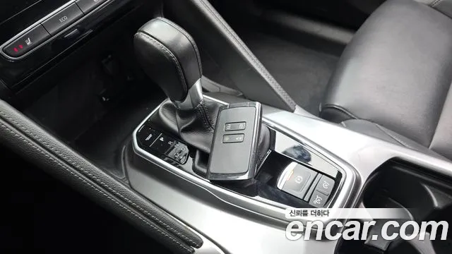 Renault-KoreaSamsung QM6 Новый QM6 2.0 GDe LE Signature 2WD — Фото автомобиля 9