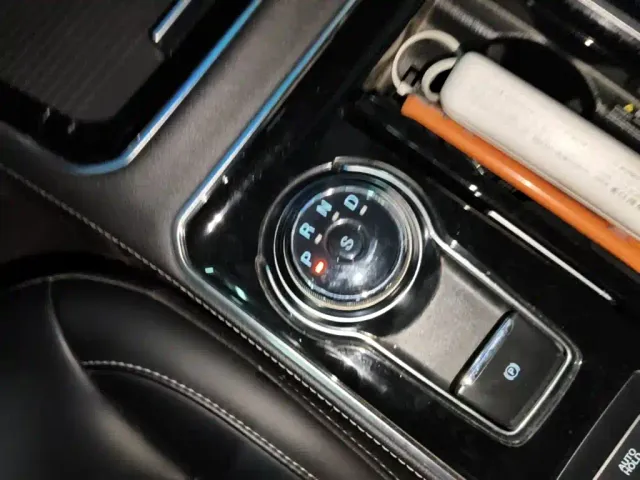 Ford Edge — Фото автомобиля 13