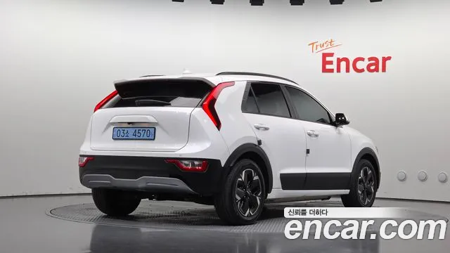 Kia Niro New — Фото автомобиля 2
