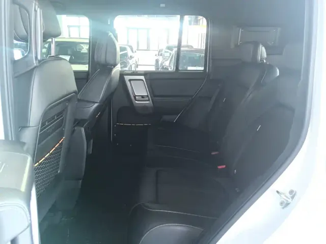 iCAR V23 — Фото автомобиля 16
