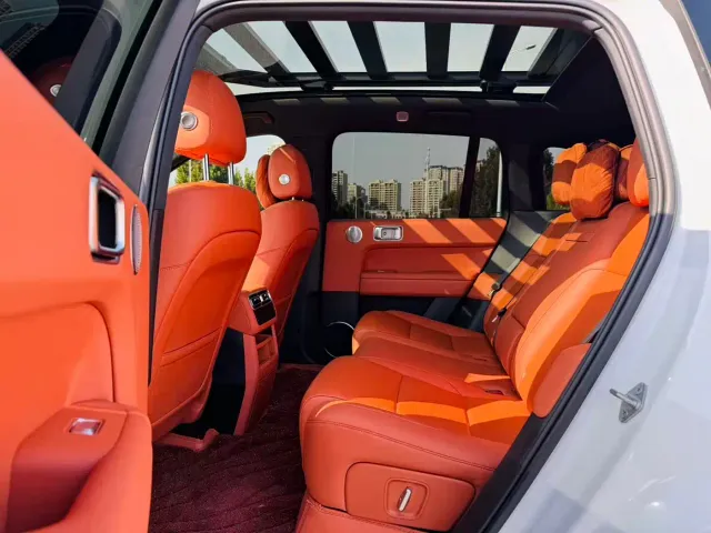 Li Auto L6 — Фото автомобиля 4
