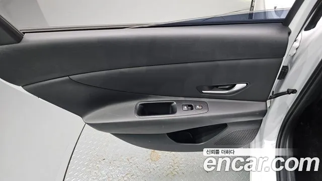 Hyundai Avante CN7 — Фото автомобиля 14