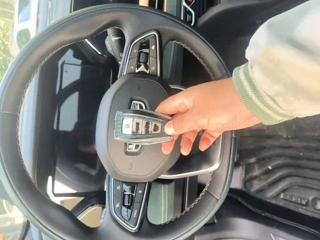 Geely Xingyue L — Фото автомобиля 8