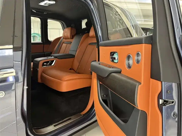 Rolls-Royce Cullinan — Фото автомобиля 19