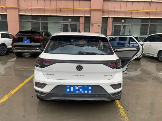 Volkswagen T-Roc — Фото автомобиля 4