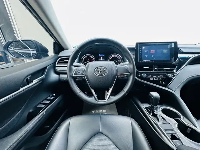 Toyota Camry — Фото автомобиля 13