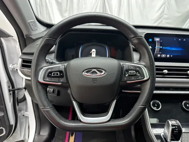 Chery Tiggo 8 — Фото автомобиля 7